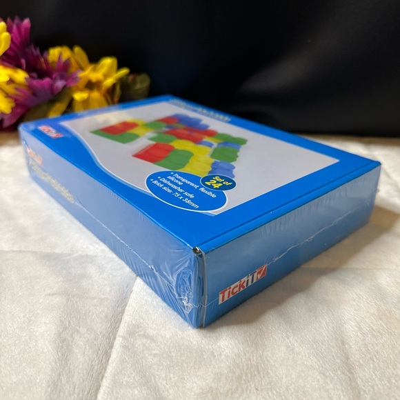 New TickiT SiliShapes Soft Bricks - Set of 24 Transparent Multi Colored - Picture 8 of 10